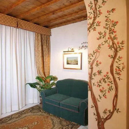 Il Cavalierino 2 Holiday home Florence